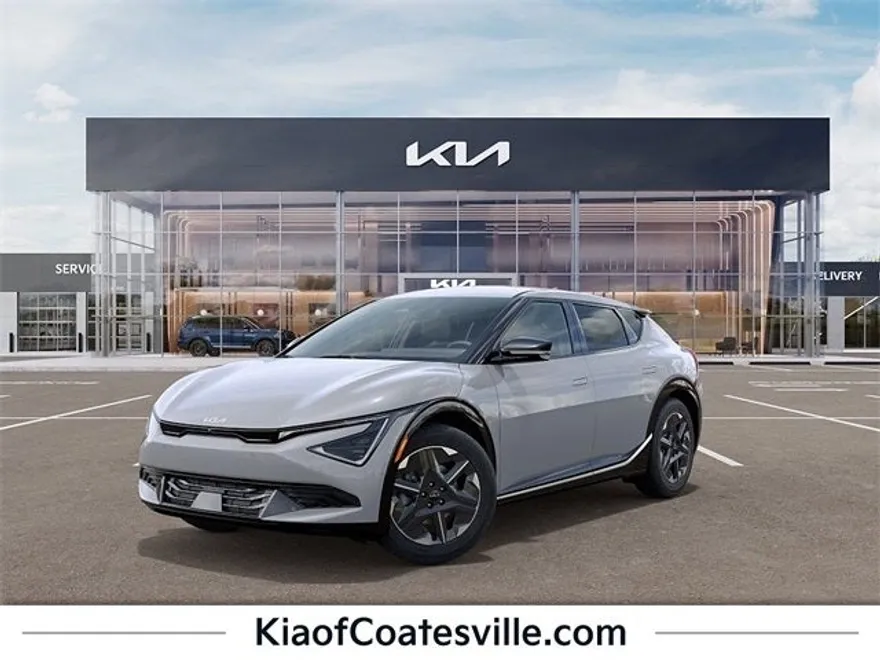 2025 Kia EV6 Light photo 1
