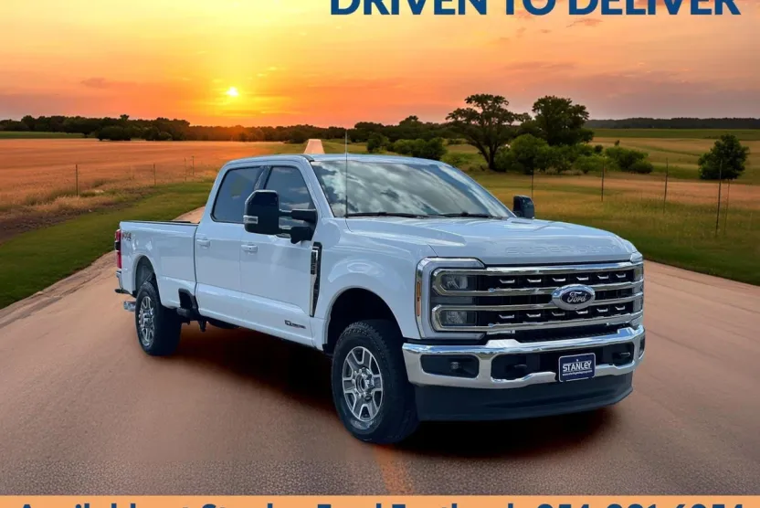 2026 Ford F-350 Lariat photo 1
