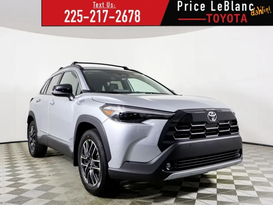 2026 Toyota Corolla Cross XLE photo 1
