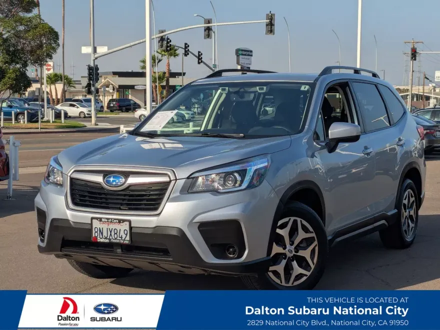 2020 Subaru Forester Premium photo 1
