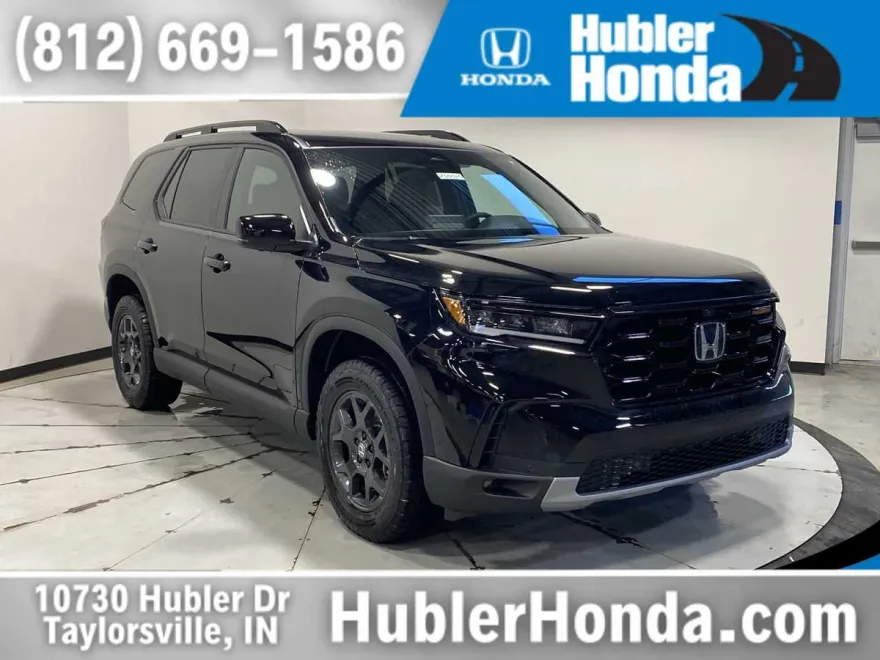 2025 Honda Pilot TrailSport photo 1