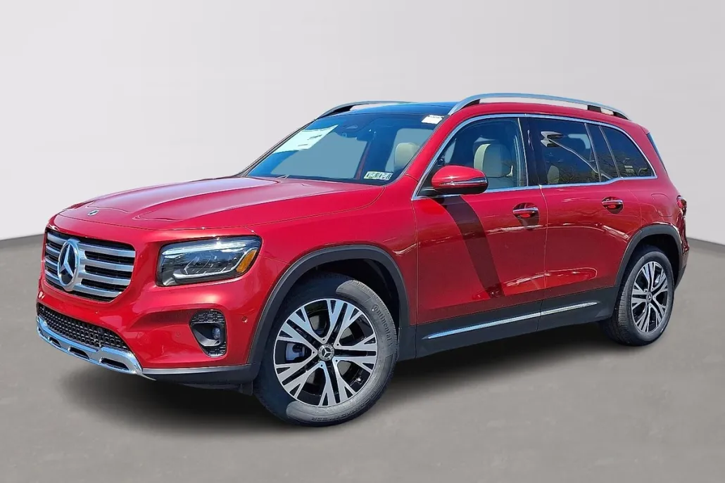 2025 Mercedes Benz GLB 250 4MATIC photo 1