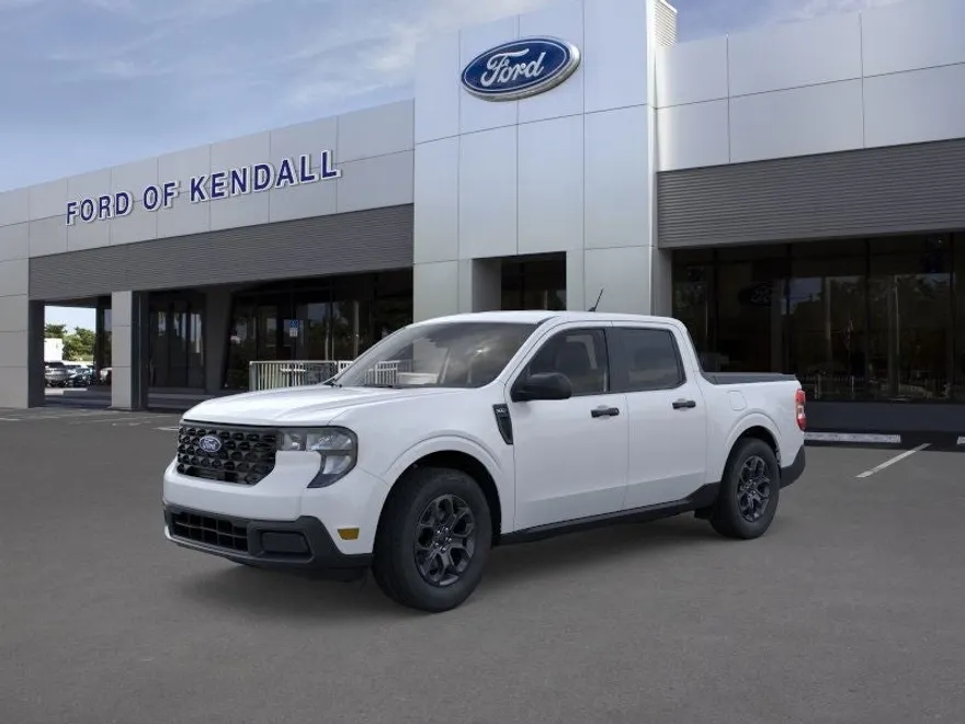 2025 Ford Maverick XLT photo 1