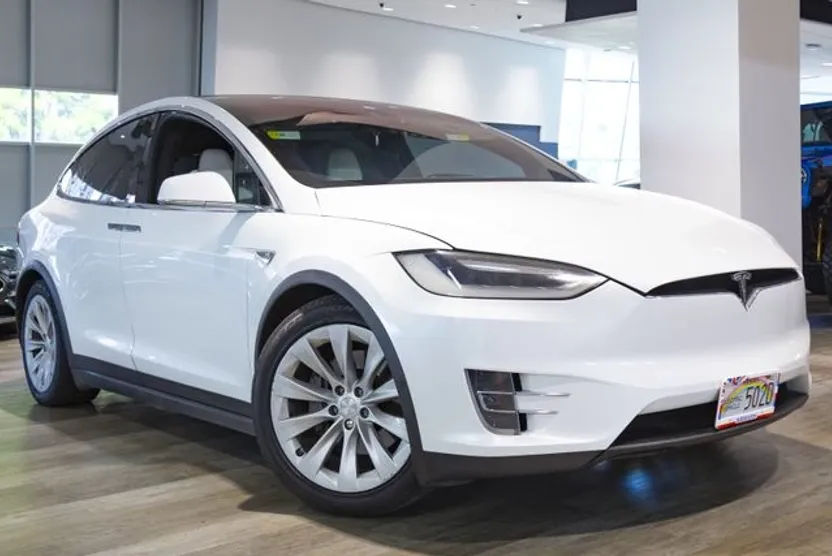 2016 Tesla Model X 75D photo 1