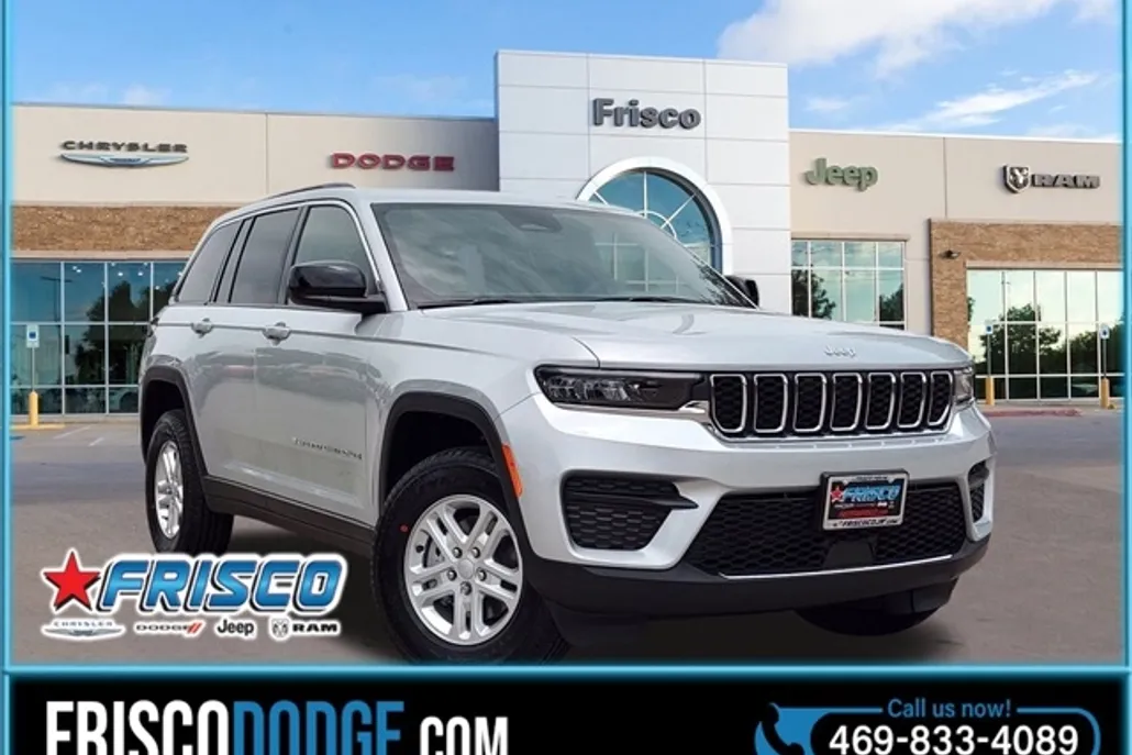 2025 Jeep Grand Cherokee Laredo Altitude photo 1