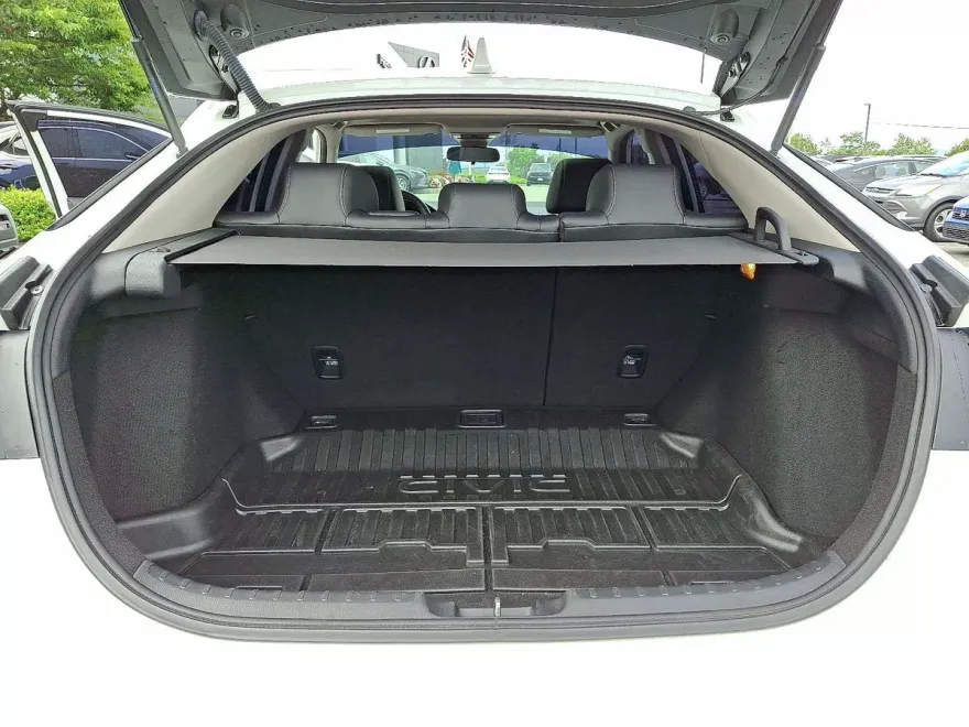 2022 Honda Civic Hatchback EX-L photo 21
