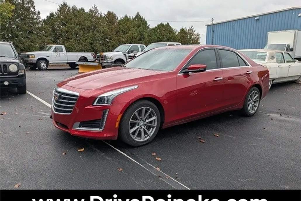 2017 Cadillac CTS Luxury photo 1