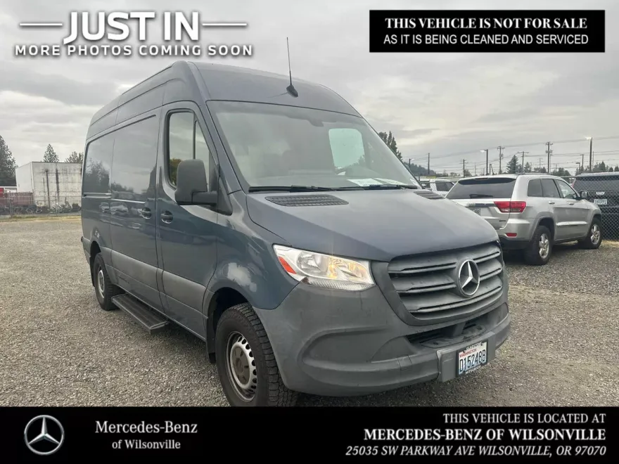 2019 Mercedes Benz Sprinter 2500 Standard Roof photo 1