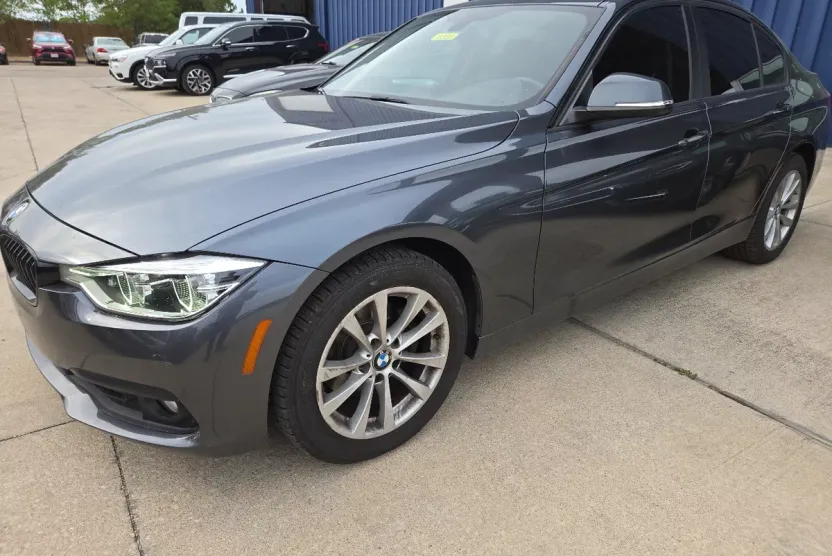 2018 Bmw 320i xDrive Sedan photo 1