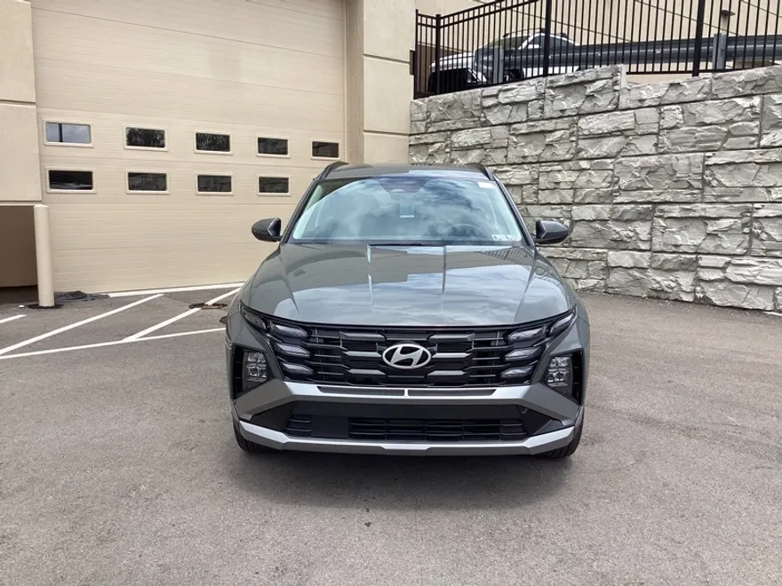2025 Hyundai Tucson SEL photo 1