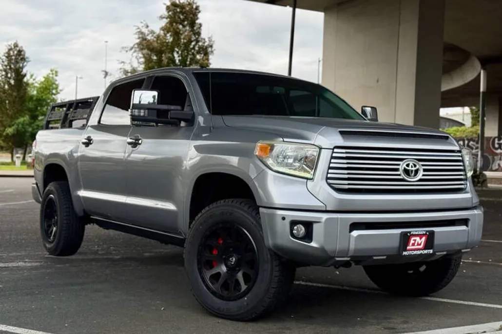 2014 Toyota Tundra Platinum photo 1