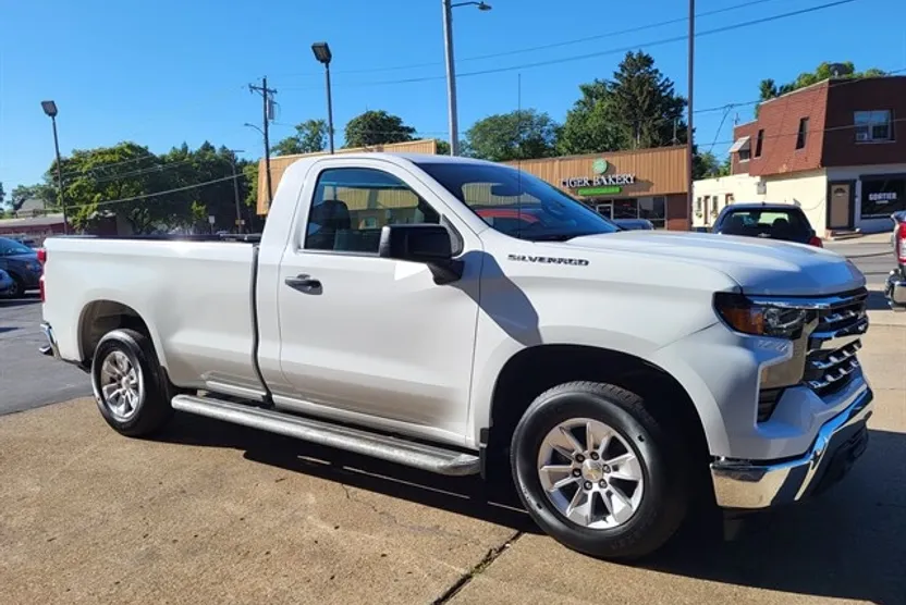 2023 Chevrolet Silverado 1500 Work Truck photo 1