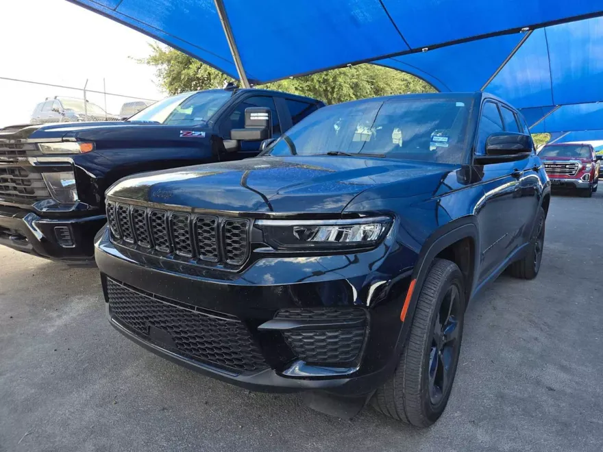 2023 Jeep Grand Cherokee Altitude X photo 1