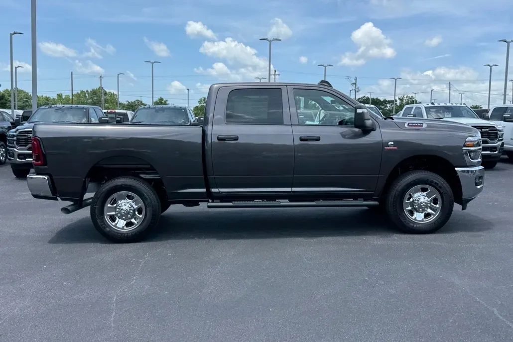 2025 Ram 2500 Tradesman photo 1