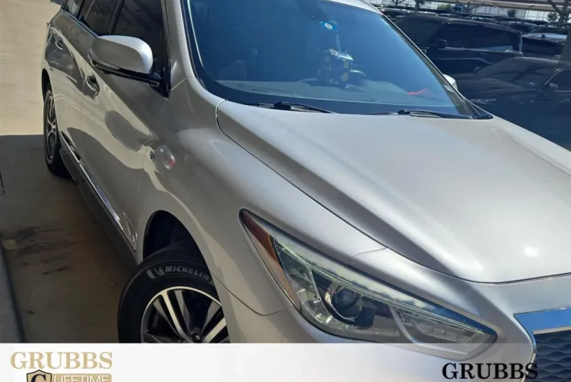 2018 Infiniti QX60 Base photo 1