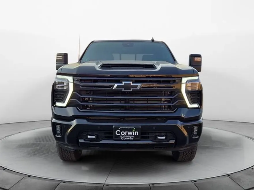 2025 Chevrolet Silverado 3500HD High Country photo 1