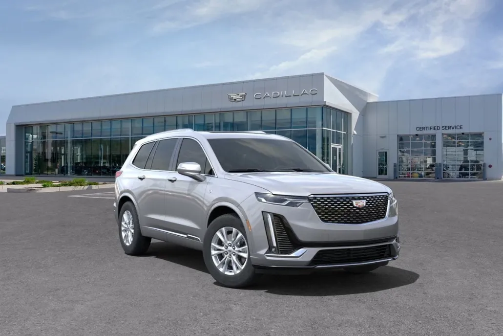 2025 Cadillac XT6 Luxury photo 1