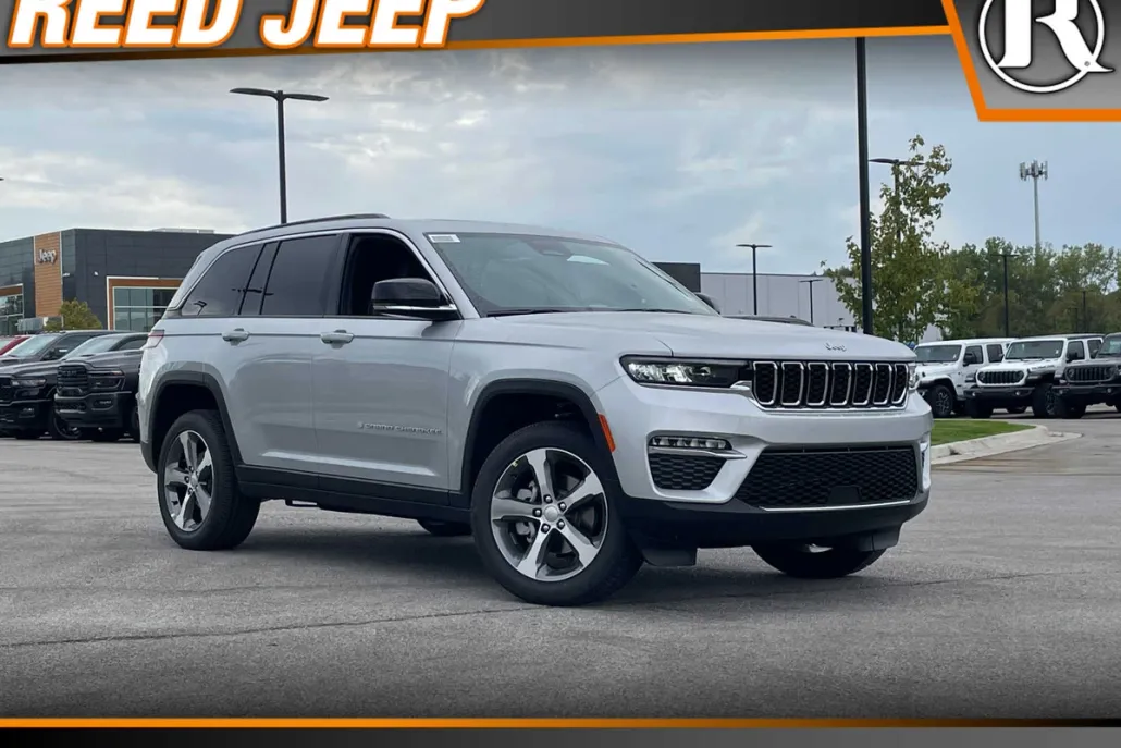 2025 Jeep Grand Cherokee Limited photo 1