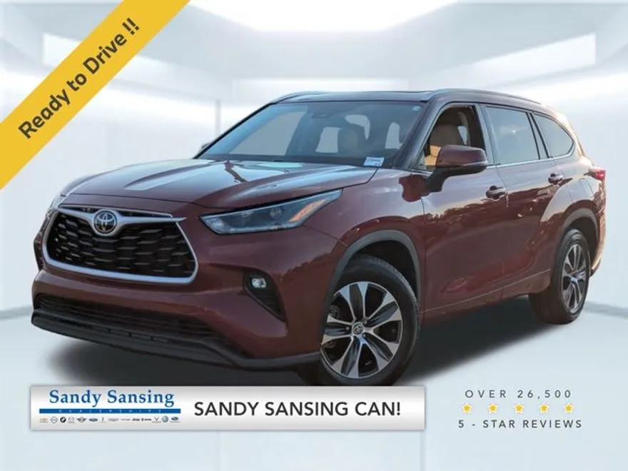 2021 Toyota Highlander XLE photo 1