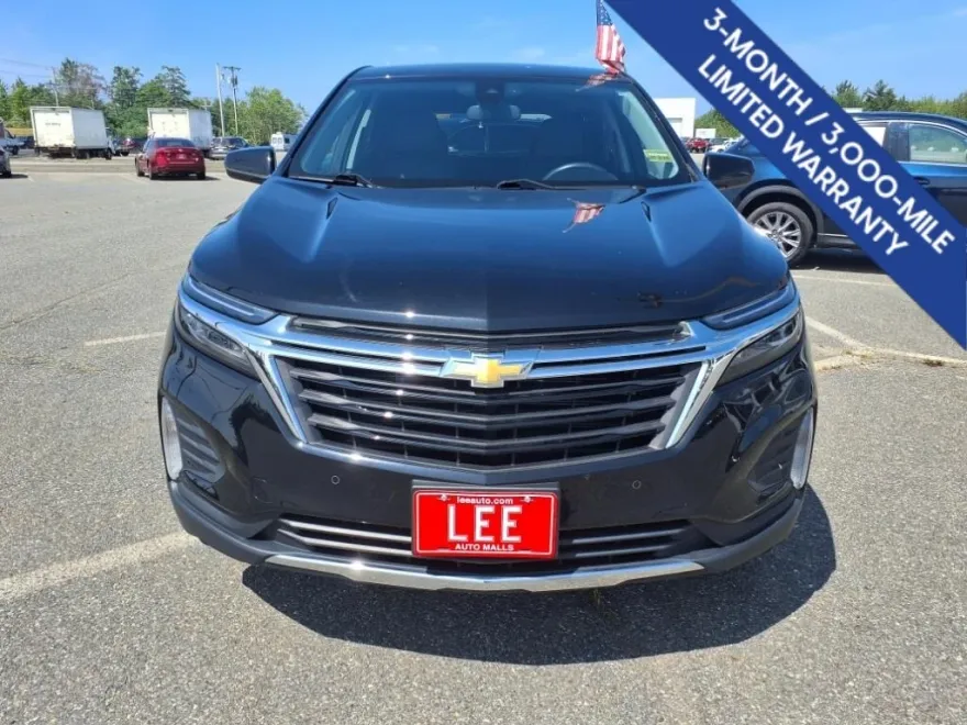 2022 Chevrolet Equinox LT photo 1