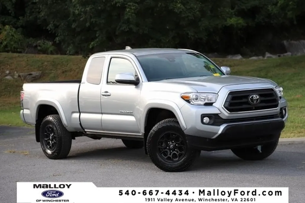 2022 Toyota Tacoma SR5 photo 1