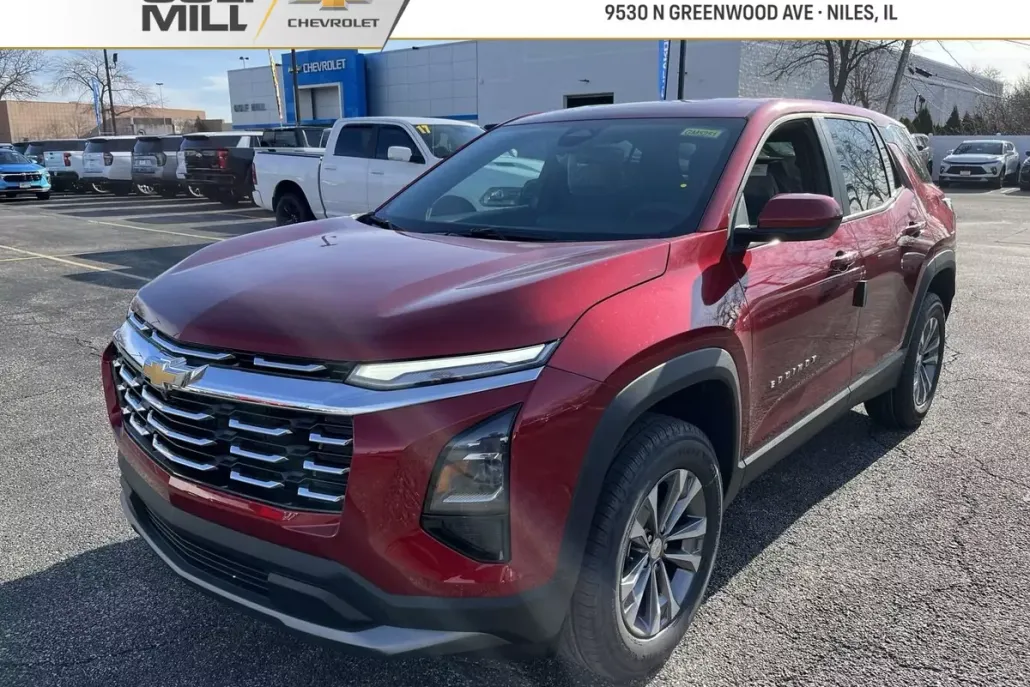 2025 Chevrolet Equinox LT photo 1