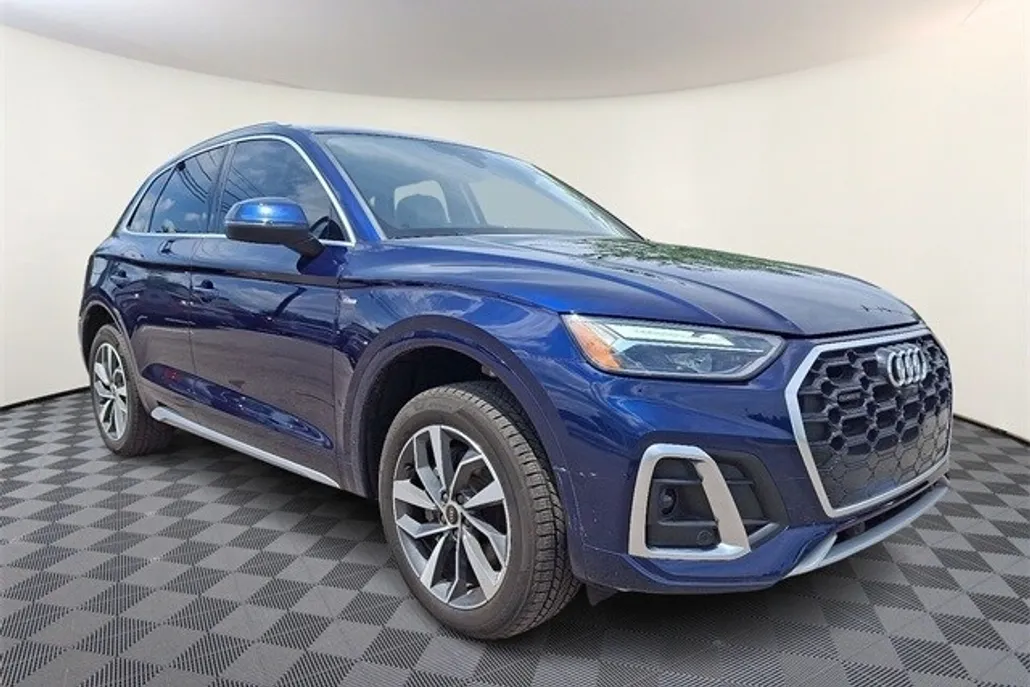2022 Audi Q5 45 S line Premium Plus photo 1