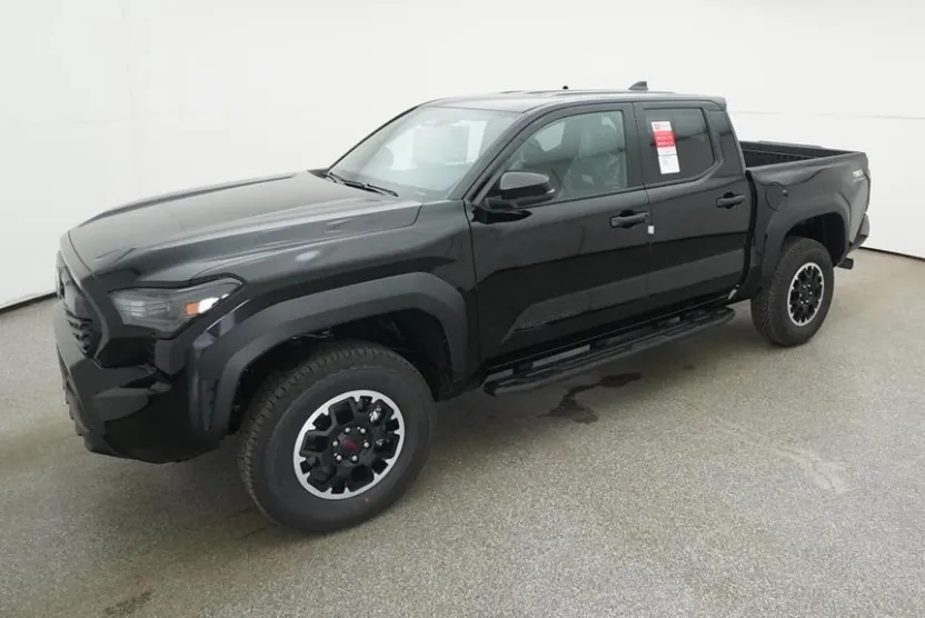 2024 Toyota Tacoma TRD Off-Road 4x4 Double Cab photo 1