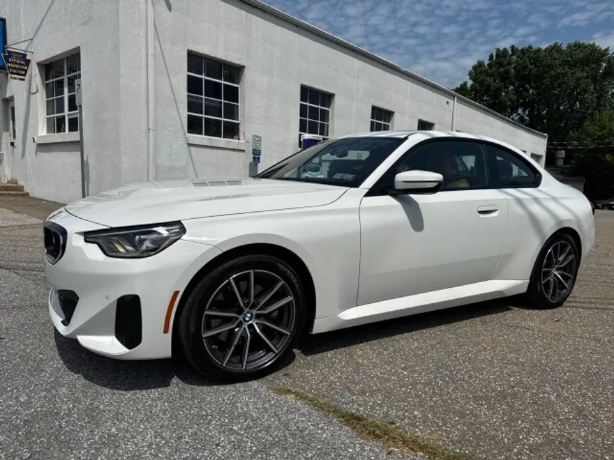 2024 Bmw 230i xDrive photo 1
