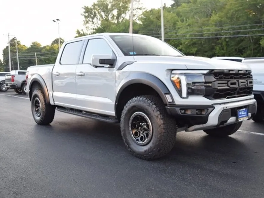 2024 Ford F-150 Raptor photo 1