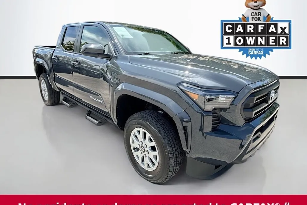 2024 Toyota Tacoma SR5 photo 1