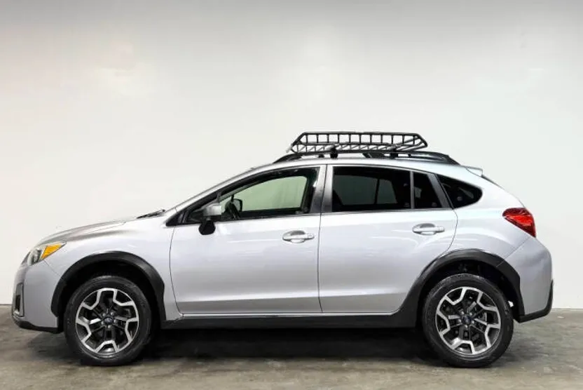 2017 Subaru Crosstrek 2.0i Premium photo 1