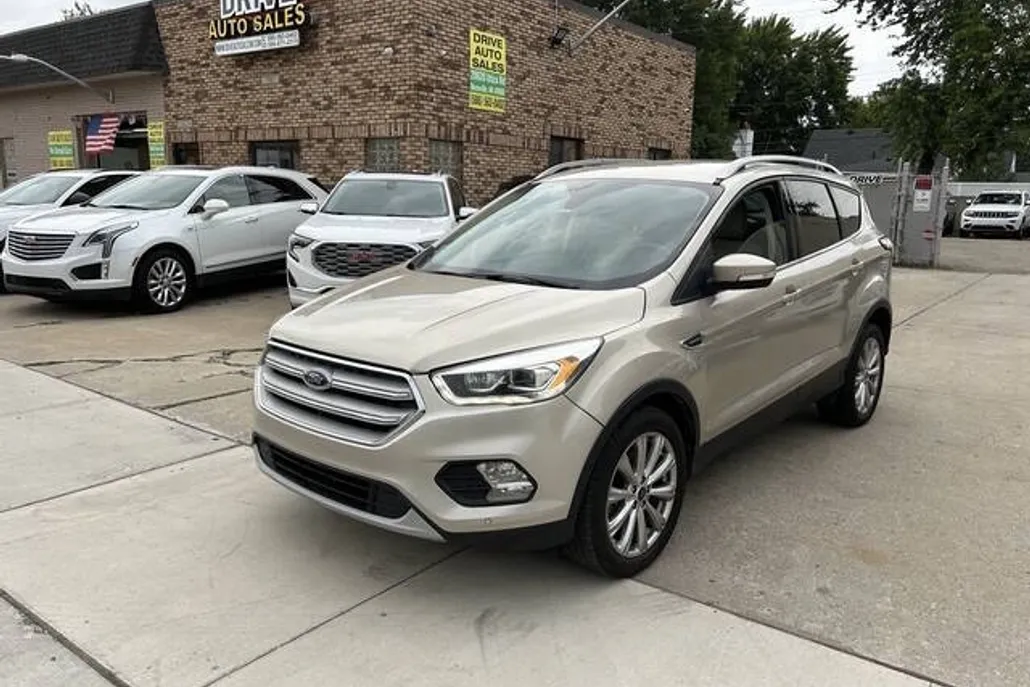 2018 Ford Escape Titanium photo 1
