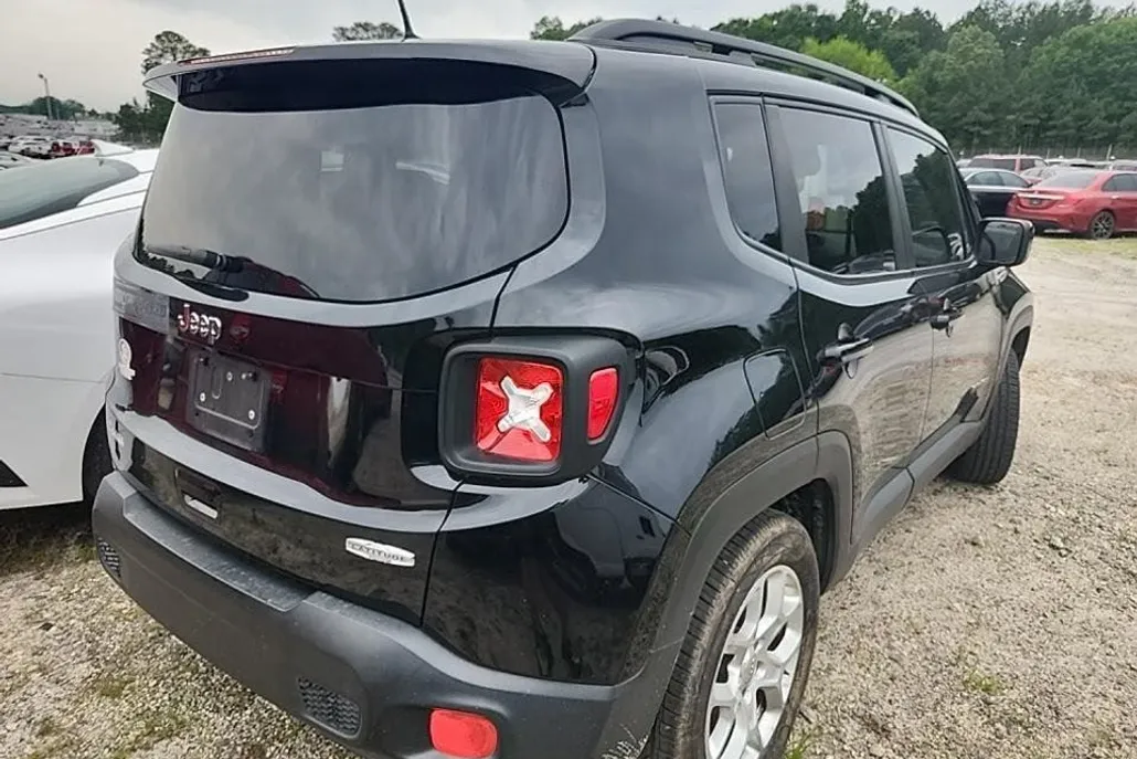 2018 Jeep Renegade Latitude North Edition photo 1