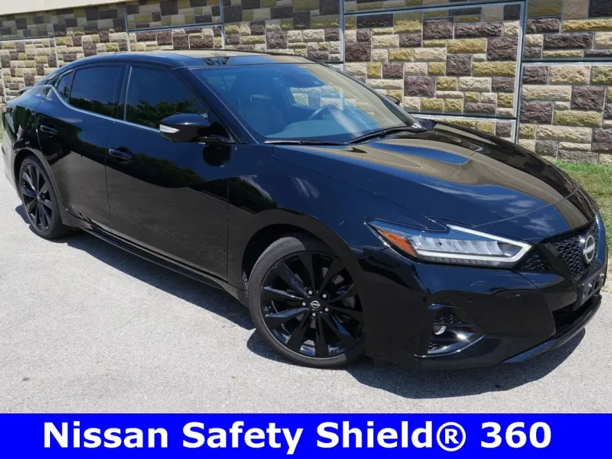 2023 Nissan Maxima SR photo 1