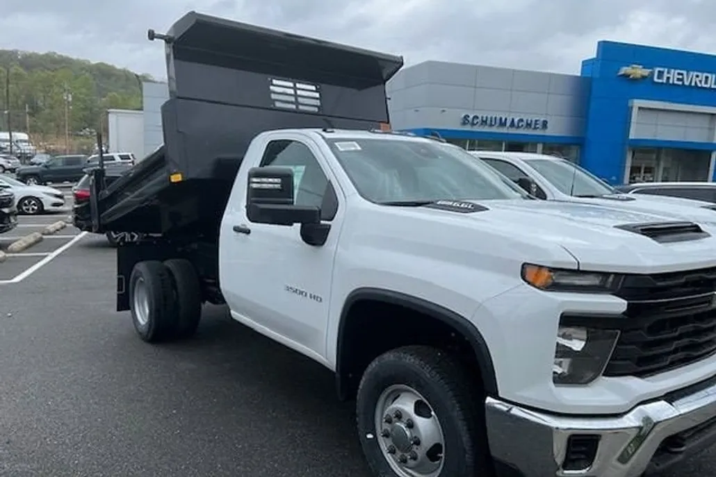 2025 Chevrolet Silverado 3500HD Work Truck photo 1