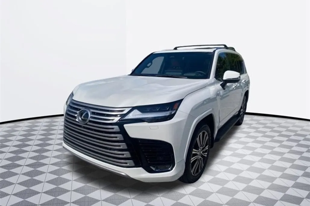 2025 Lexus LX 600 Luxury photo 1