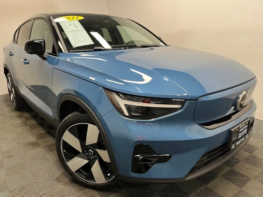 2022 Volvo C40 Recharge Ultimate photo 1