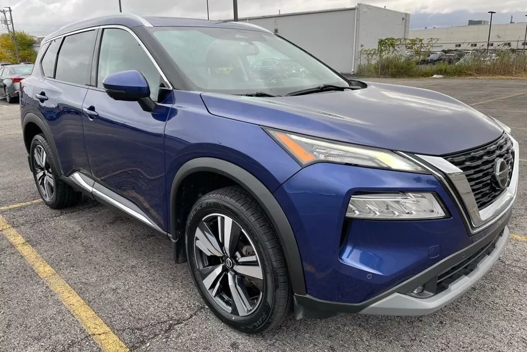 2021 Nissan Rogue SL photo 1