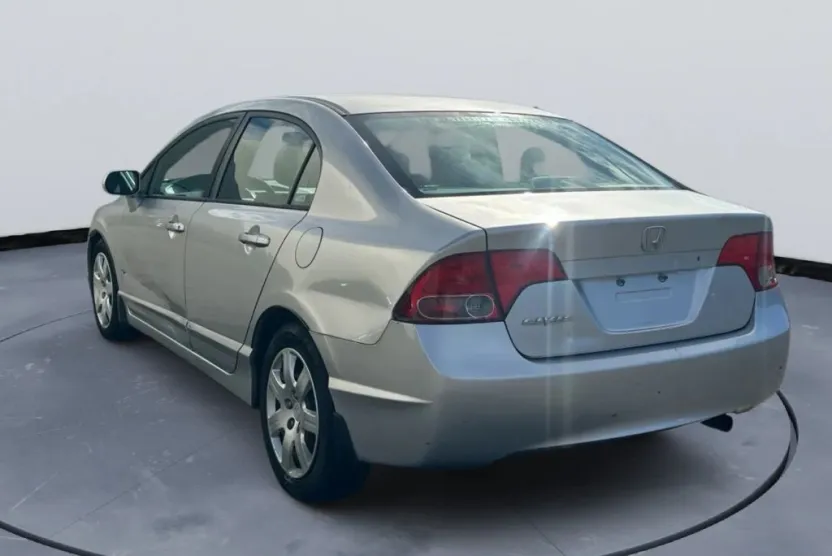 2006 Honda Civic LX photo 1