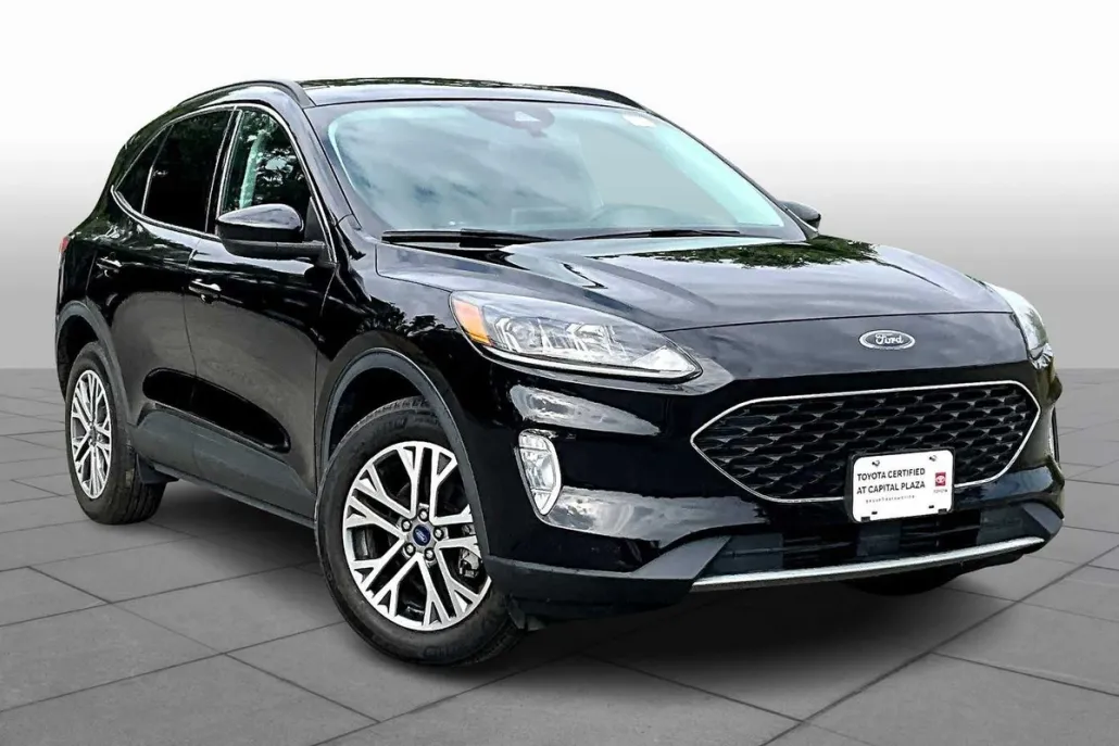 2022 Ford Escape SEL photo 1