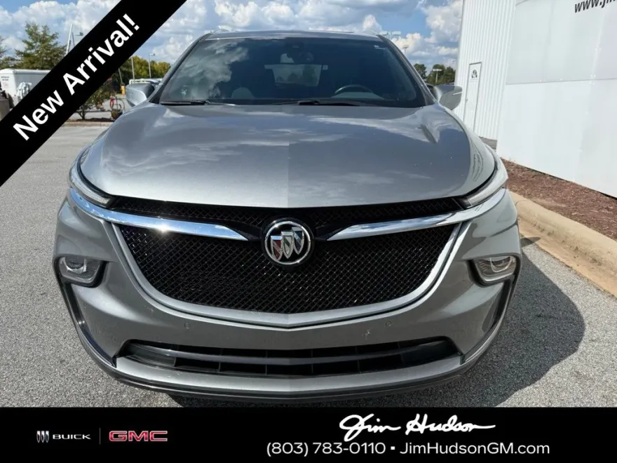 2023 Buick Enclave Essence photo 1