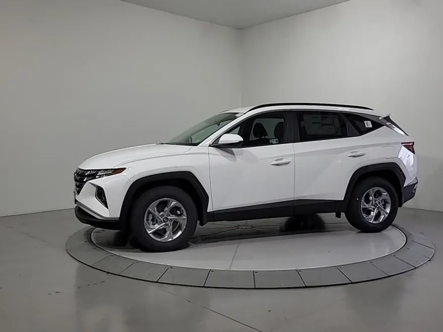 2024 Hyundai Tucson SEL photo 1