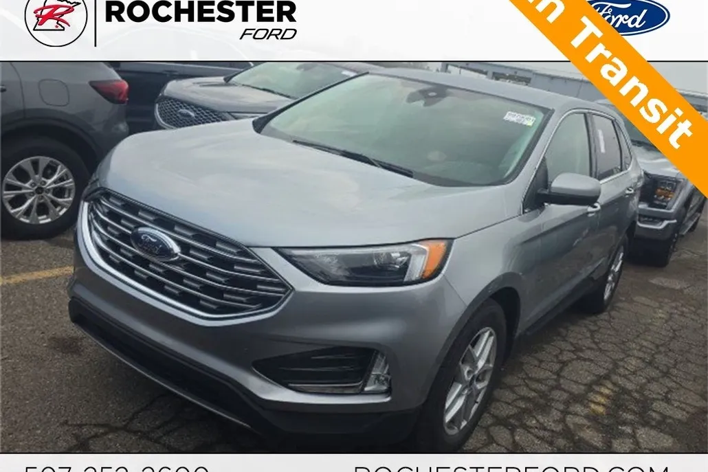 2022 Ford Edge SEL photo 1