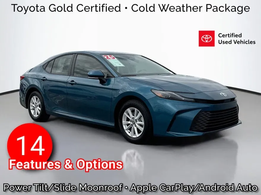 2025 Toyota Camry LE photo 1