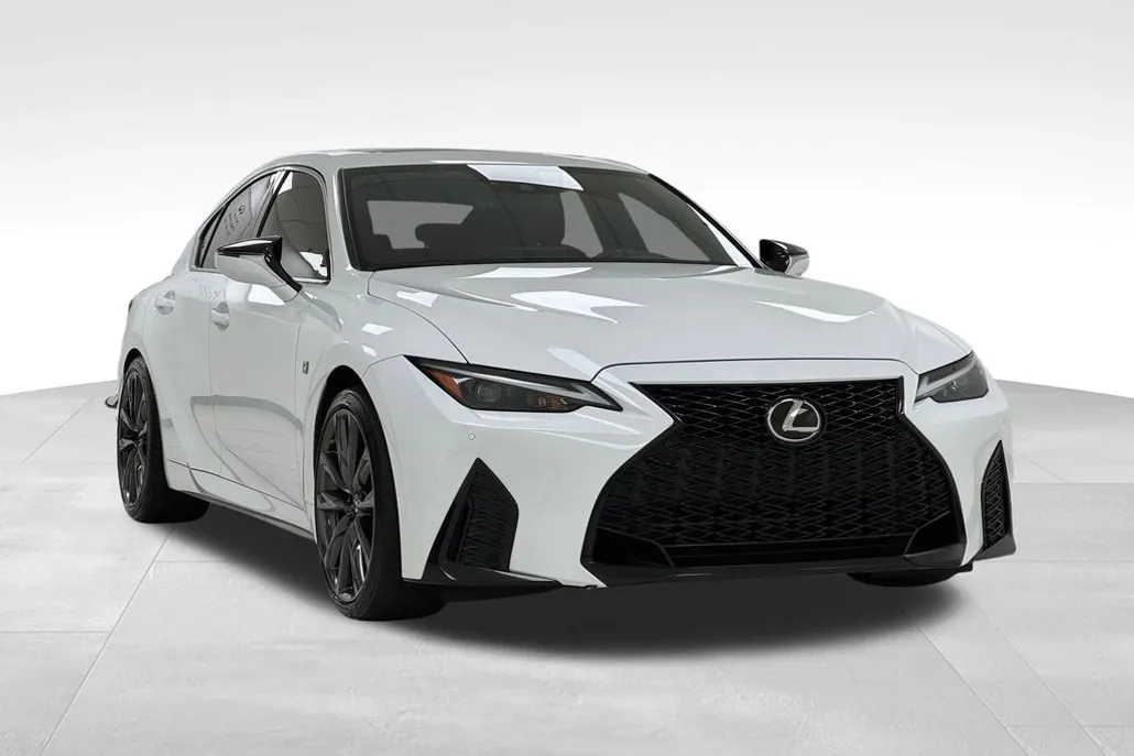 2022 Lexus IS 350 F SPORT photo 1