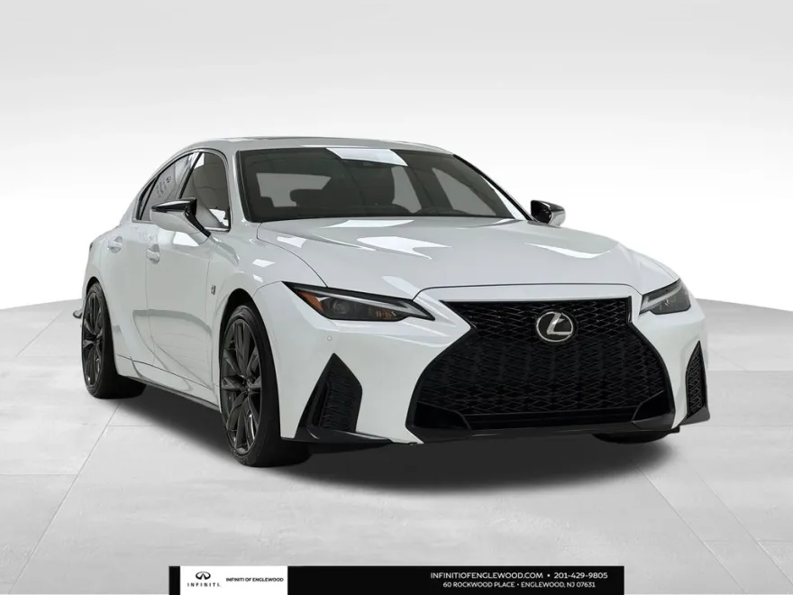 2022 Lexus IS 350 F SPORT photo 1