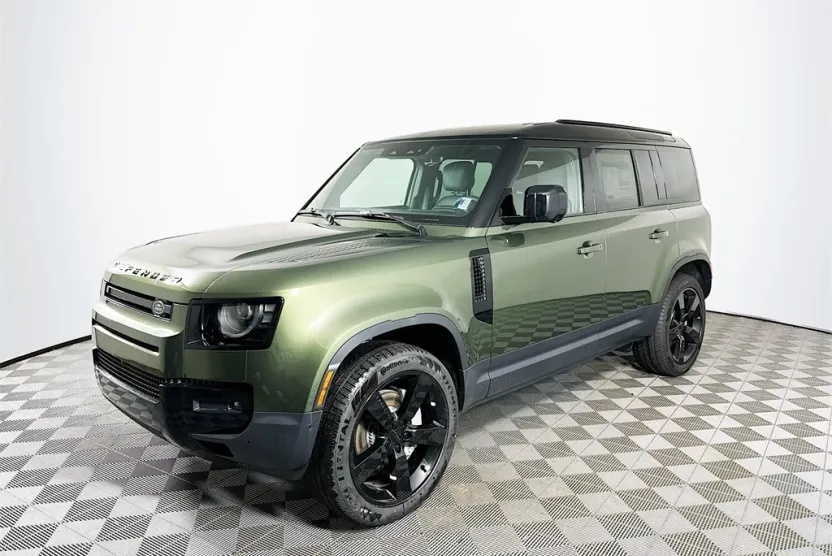 2026 Land Rover Defender 110 S photo 1
