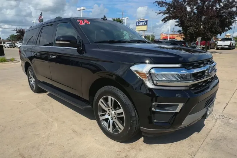 2024 Ford Expedition Limited MAX photo 1