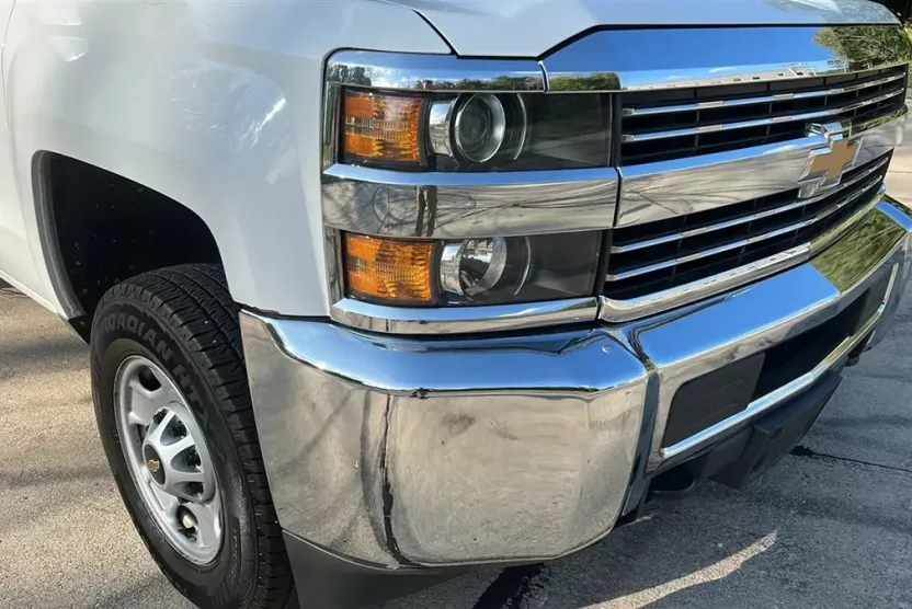 2017 Chevrolet Silverado Work Truck LS Base photo 1